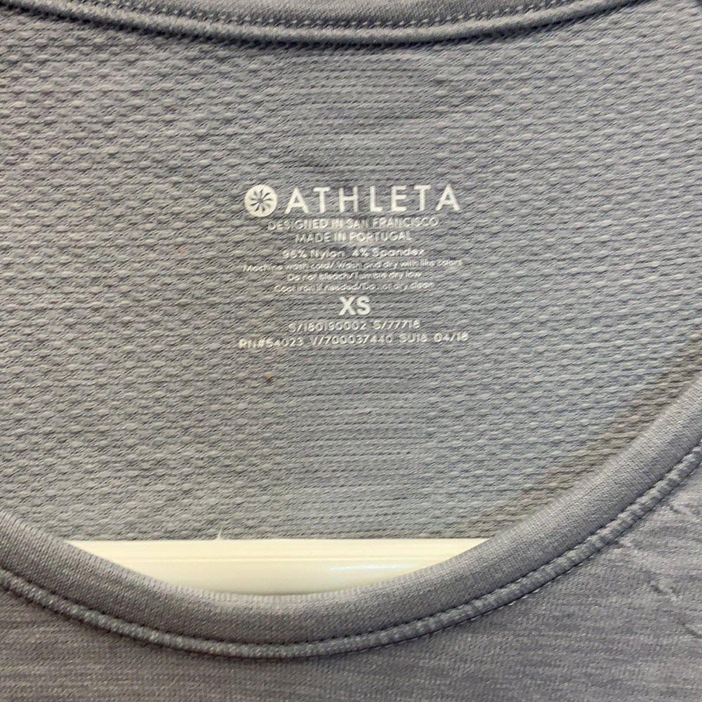 Athleta Performance tee - Picture 3 of 3